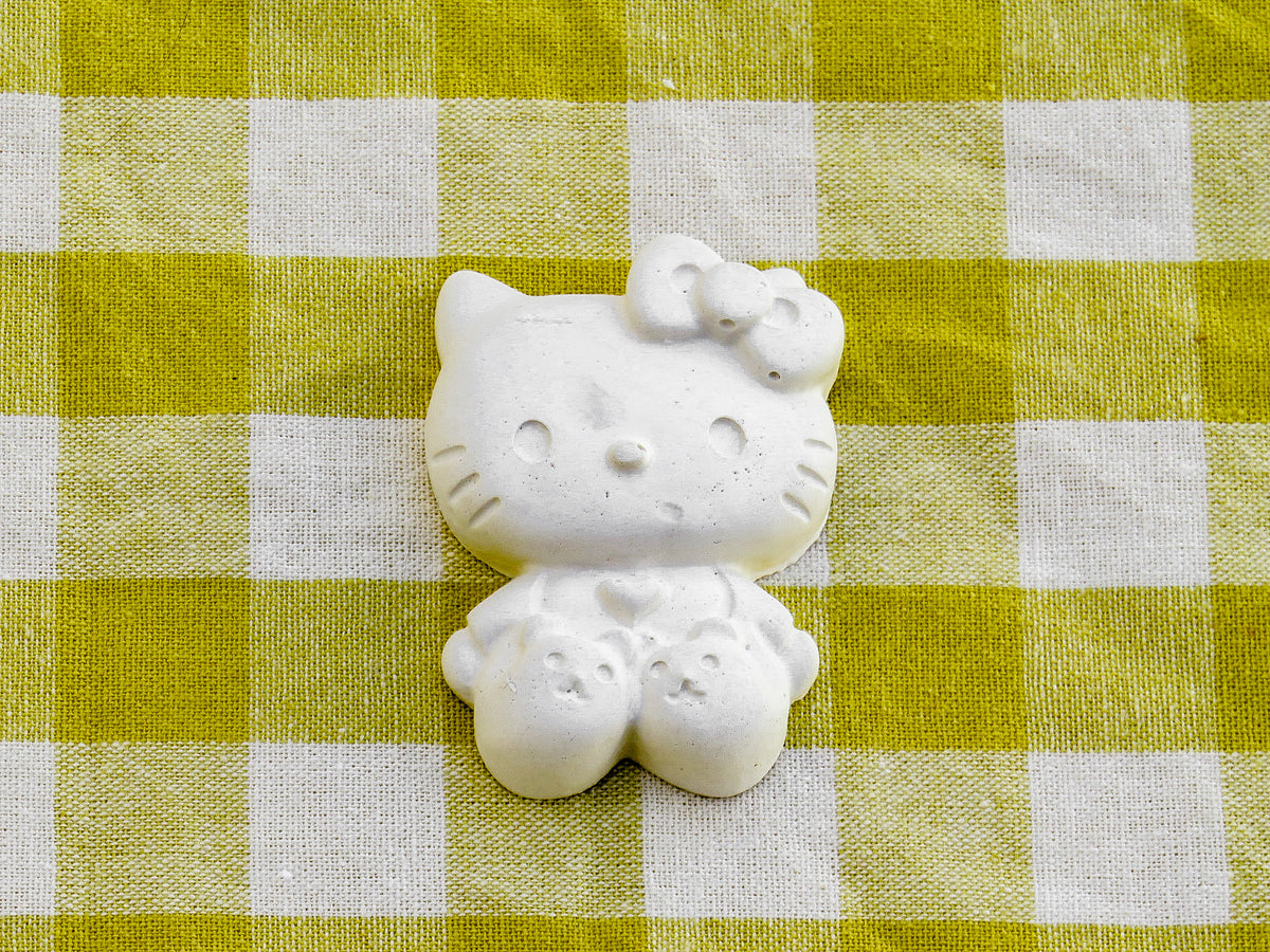 Yeso mundo kitty