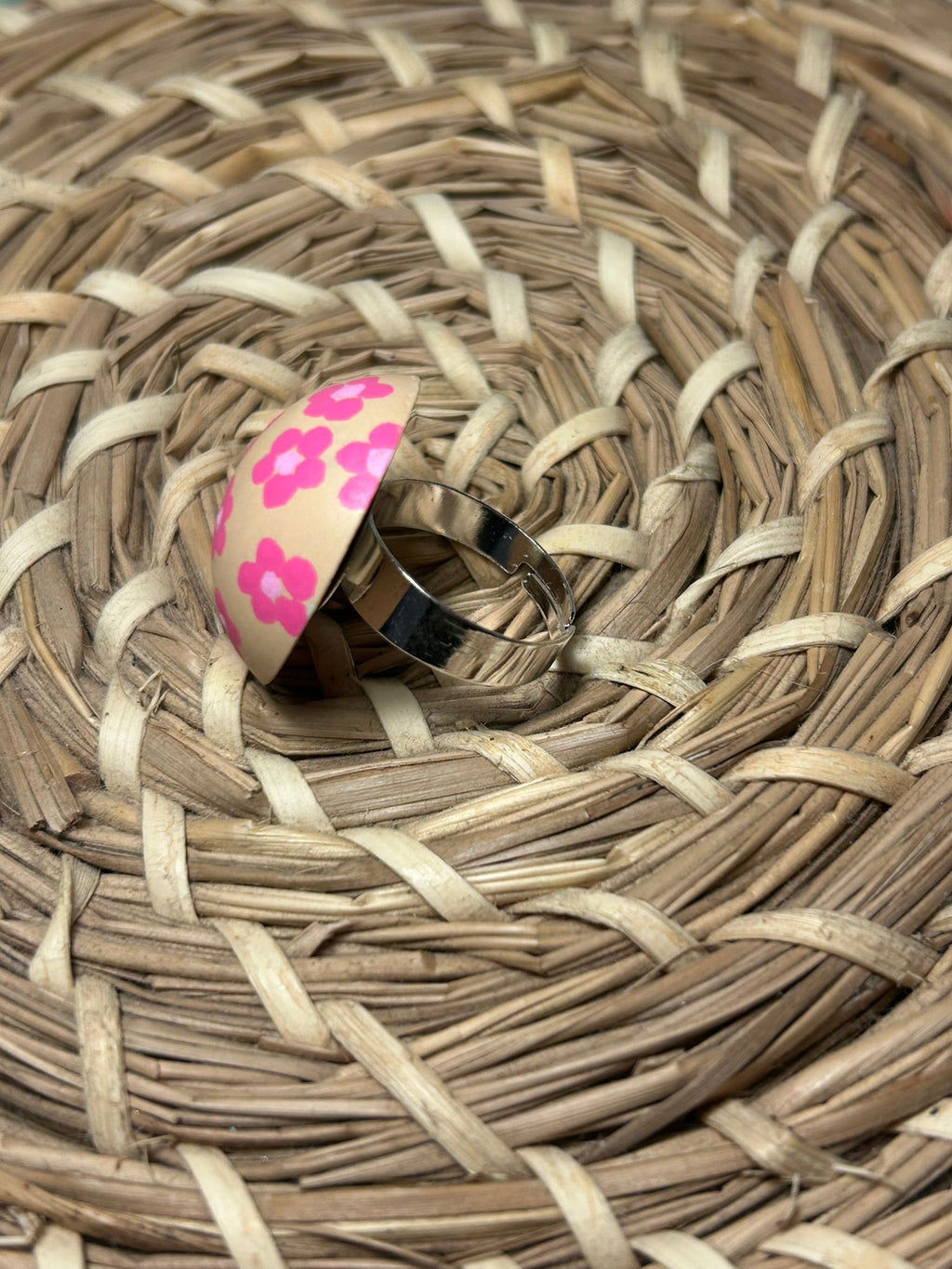 Anillo círculo flor rosa