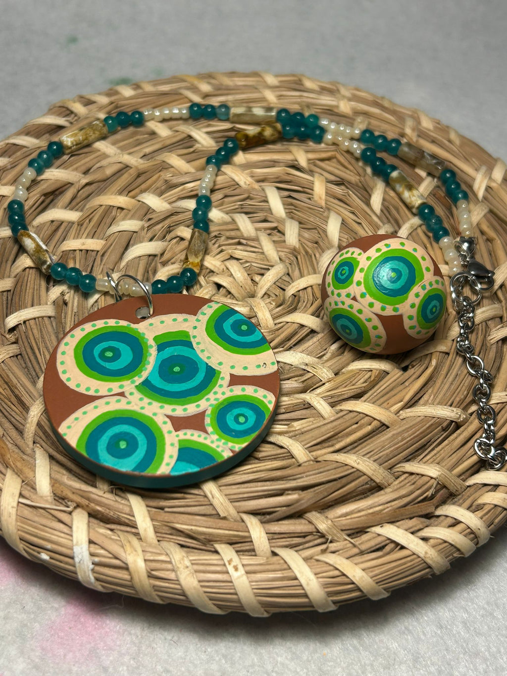 Conjunto Anillo y medallón círculos