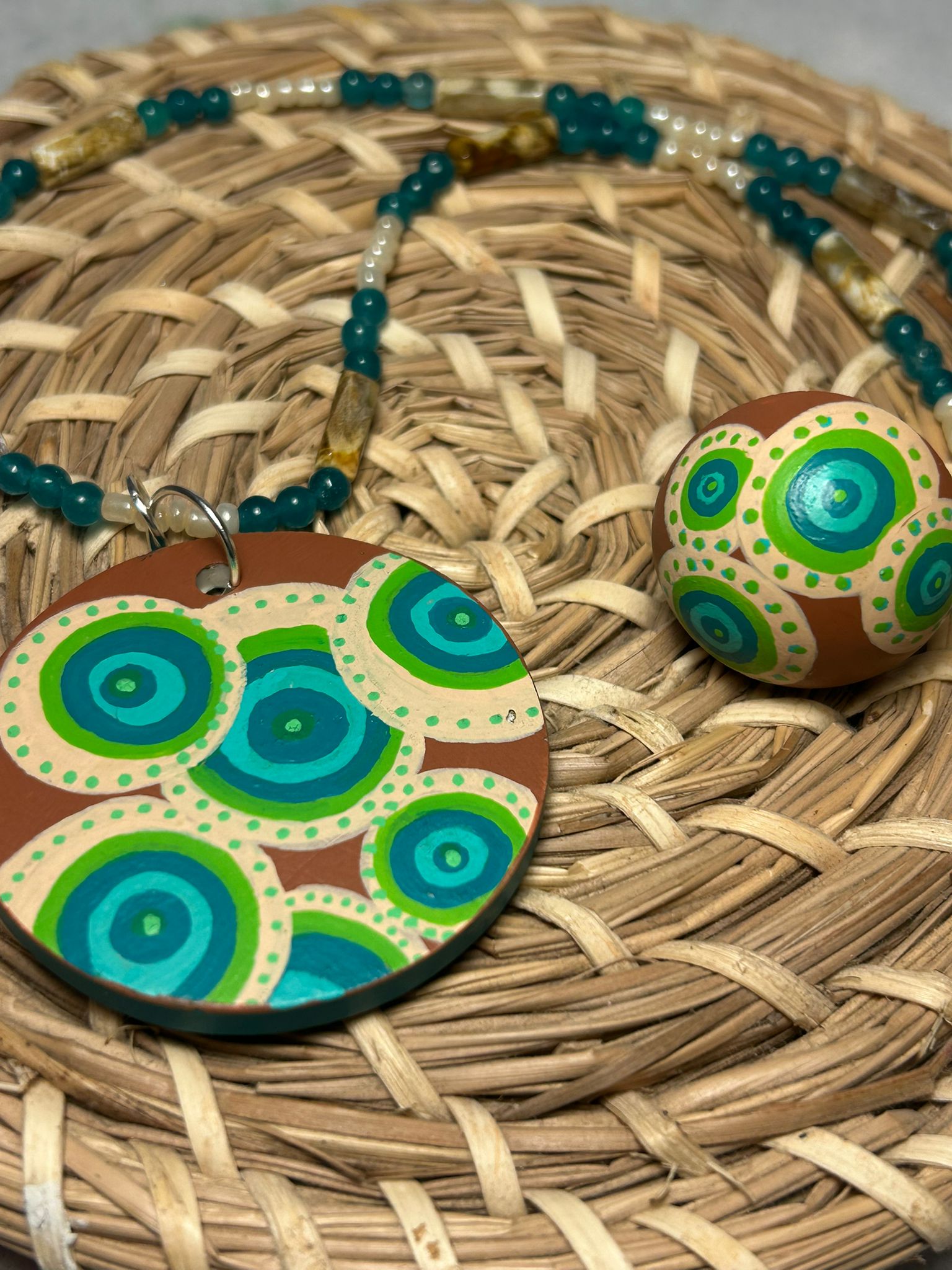 Conjunto Anillo y medallón círculos