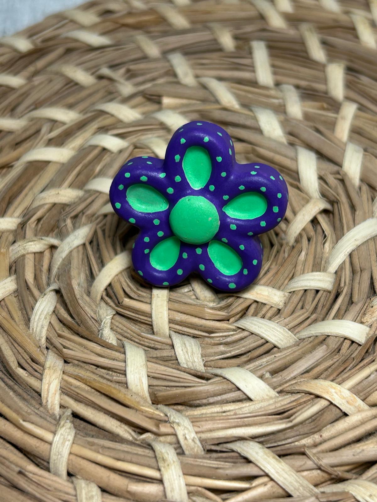 Anillo flor morada y verde