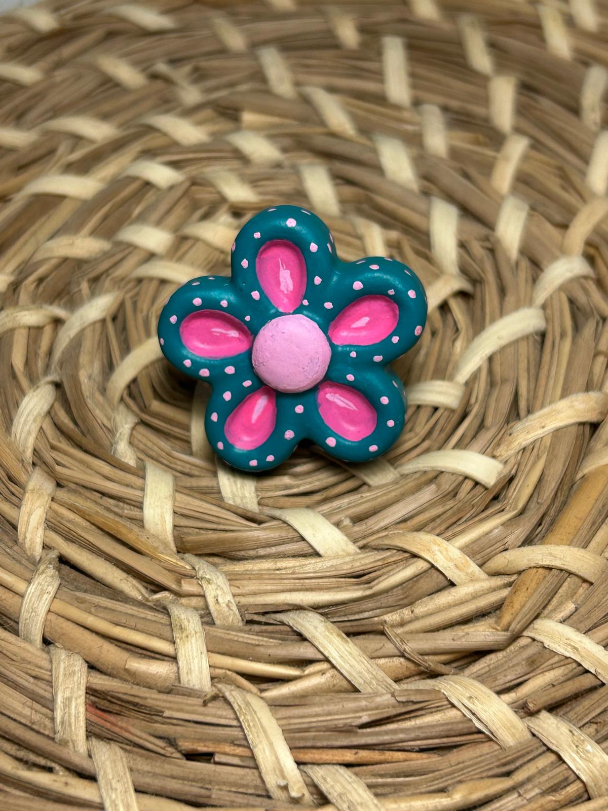 Anillo flor azul y rosa