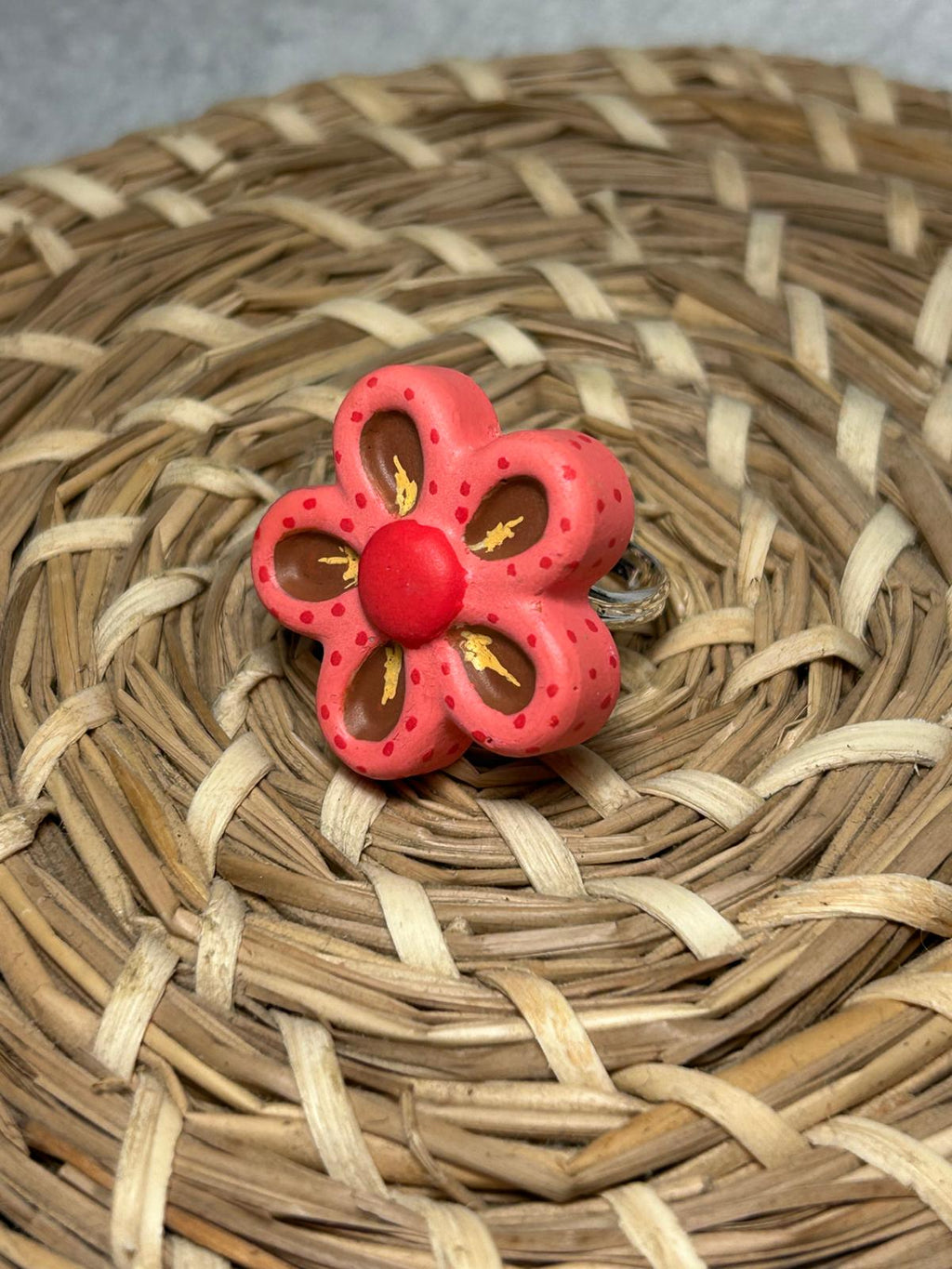 Anillo flor rosa y marrón